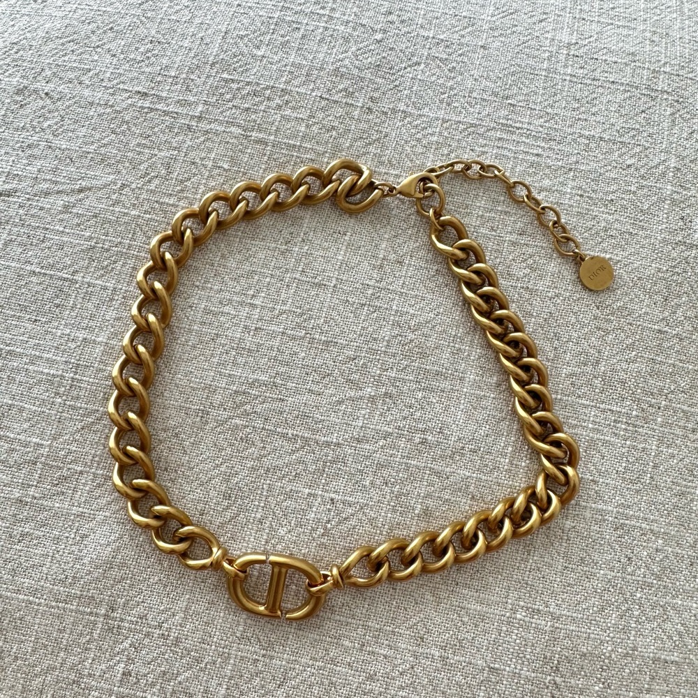*AUTHENTIC* DIOR vintage gold choker - LIKE NEW